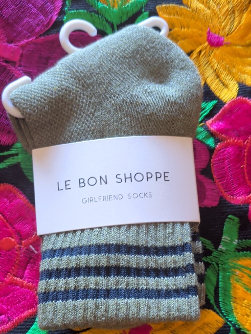 Le Bon Shoppe Girlfriend Socks — Olive & White Stripe - Picture 5 of 5